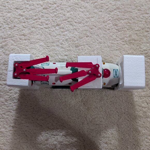 2001 Hess Helicopter with Motorcycle and Cruiser NWT - Picture 10 of 10